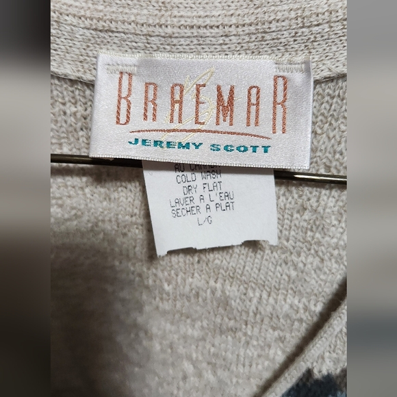 Vintage Braemar knitted vest - Picture 3 of 7